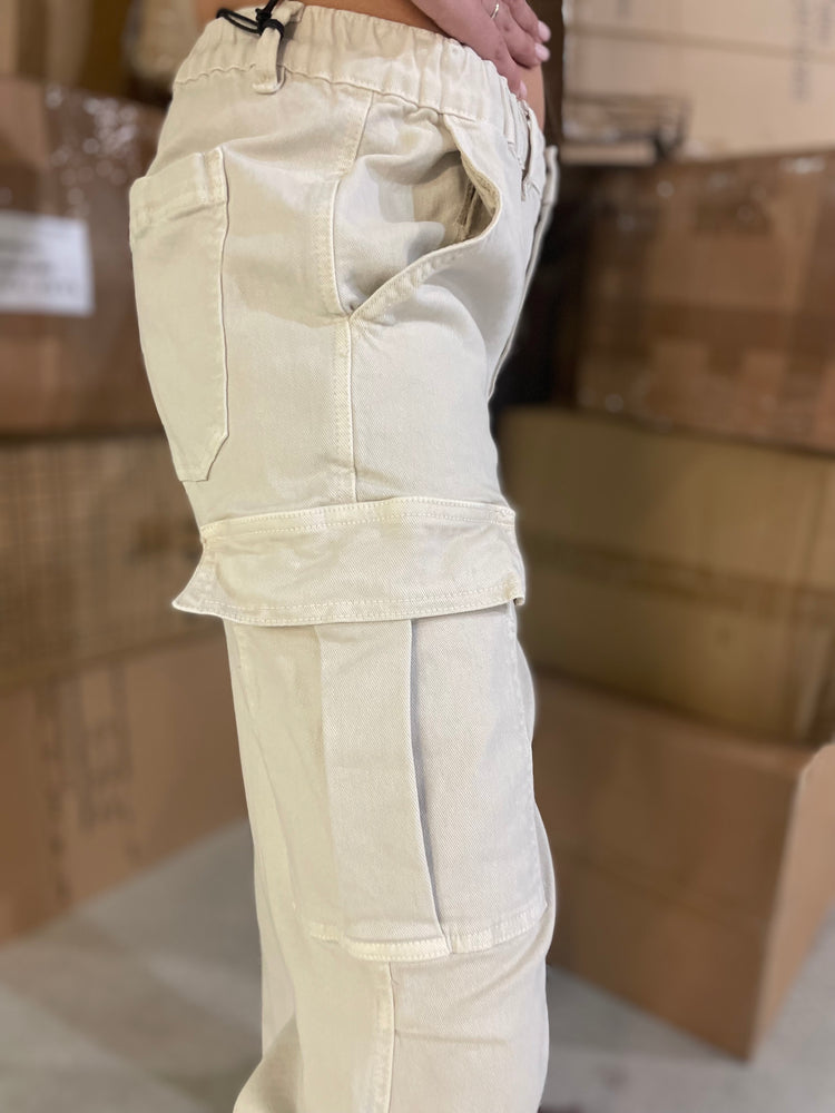 Sample  cargo beige pants